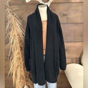 Chunky cable knit black sweater cardigan